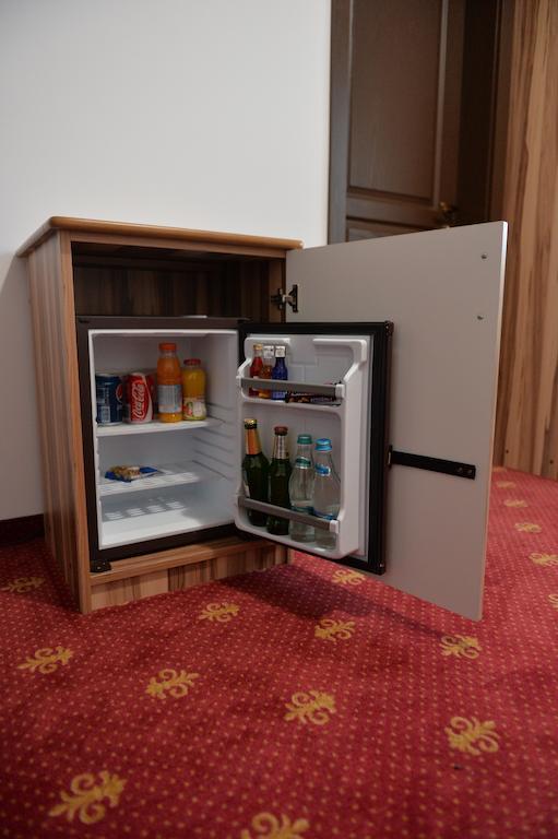 Pensiunea Ayana Petroşani Kamer foto